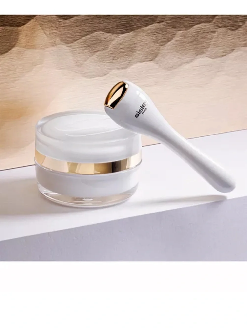Sisley Paris skincare samples.